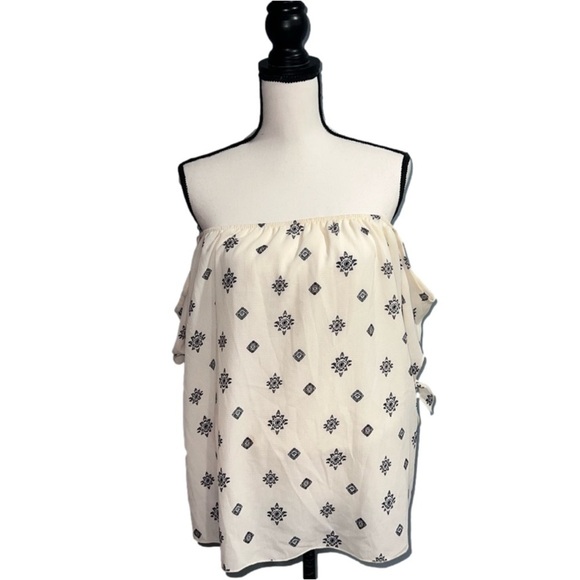 *mts- off the shoulder shirt - Picture 1 of 8